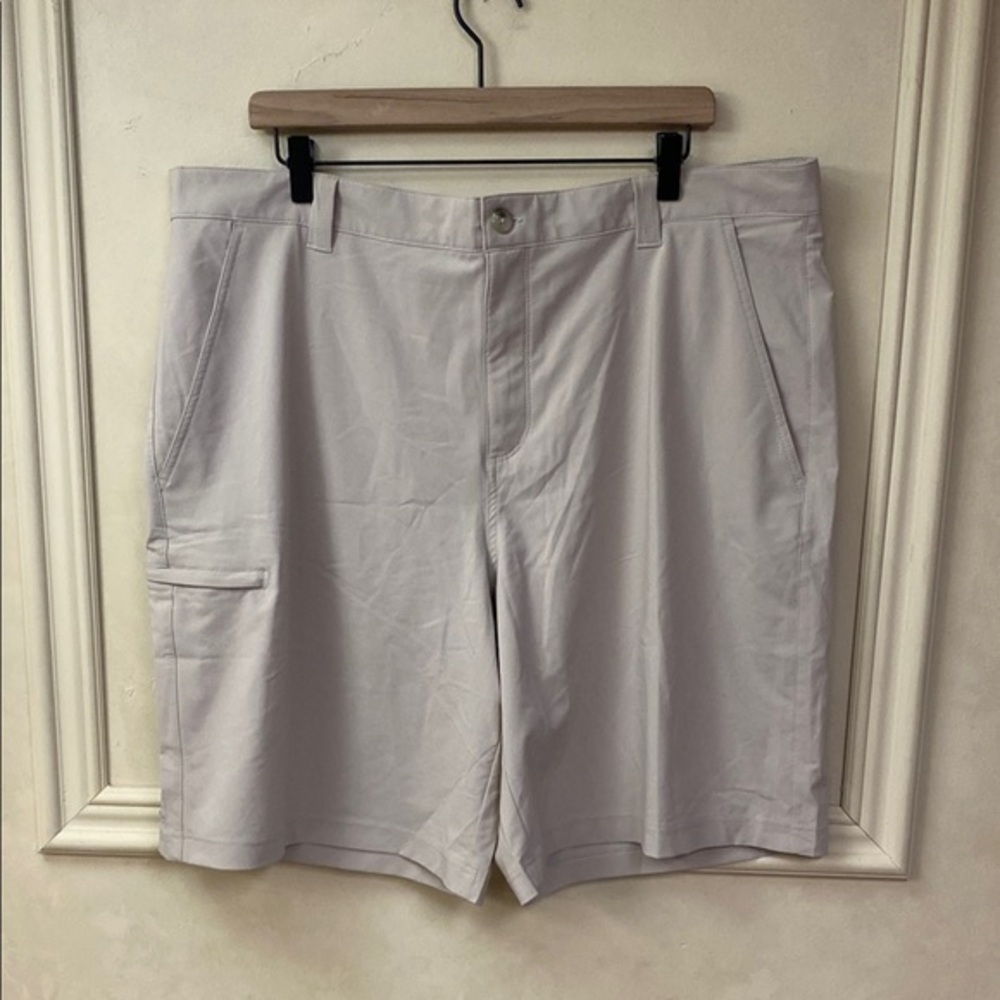 New! Columbia PFG Shorts size 40